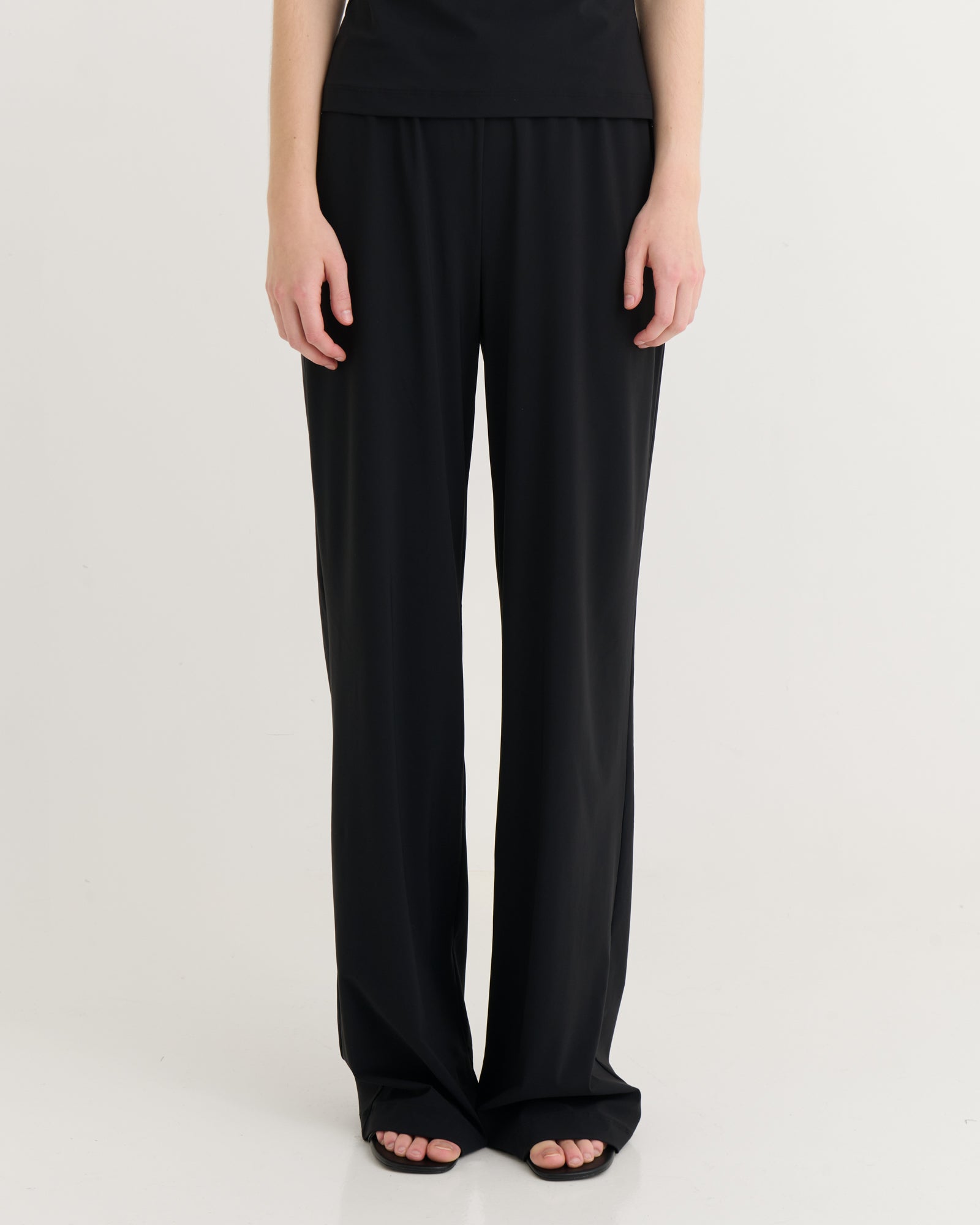 REYÈM Wide fit pants in Black