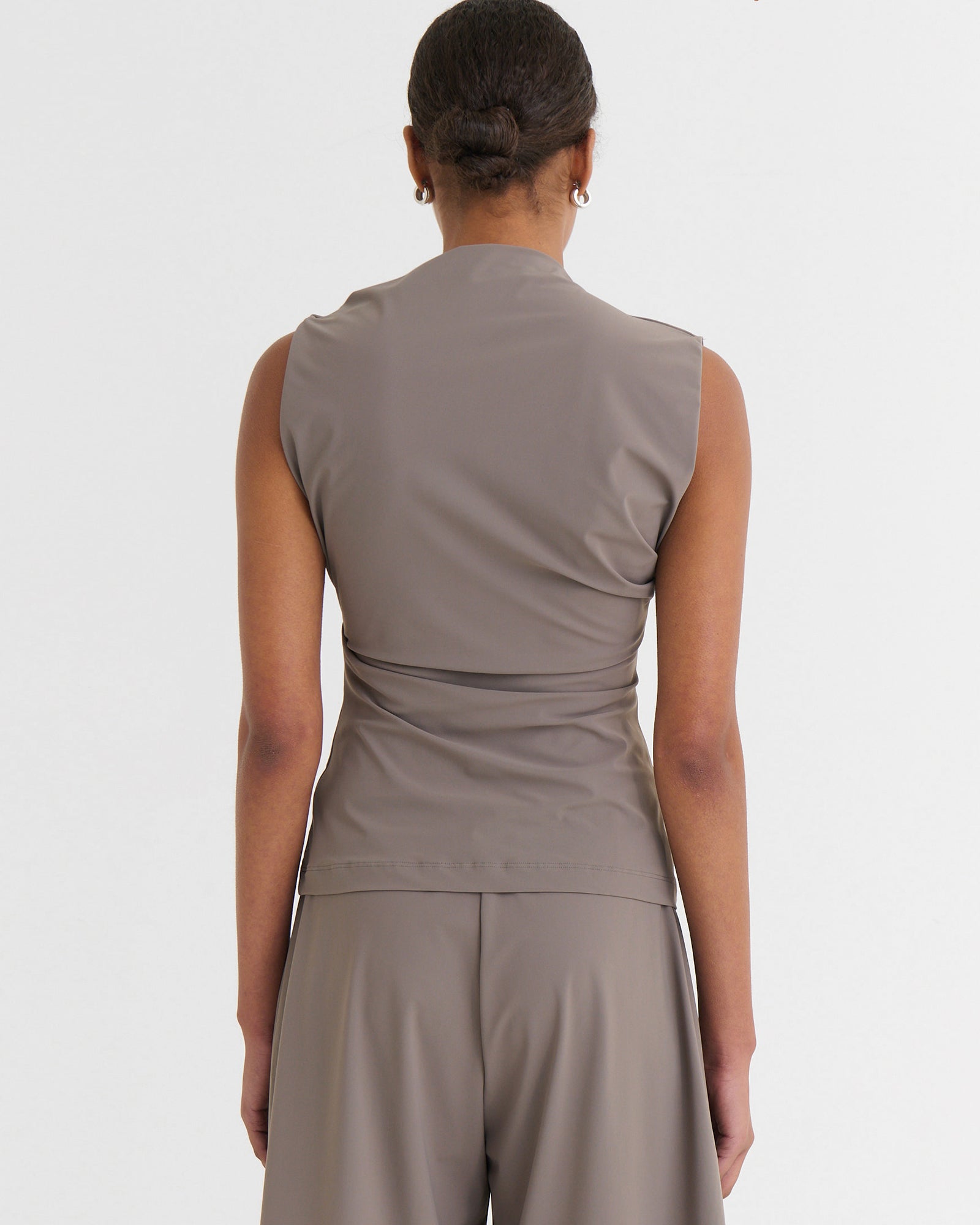 Asymmetric sleeveless top, Taupe