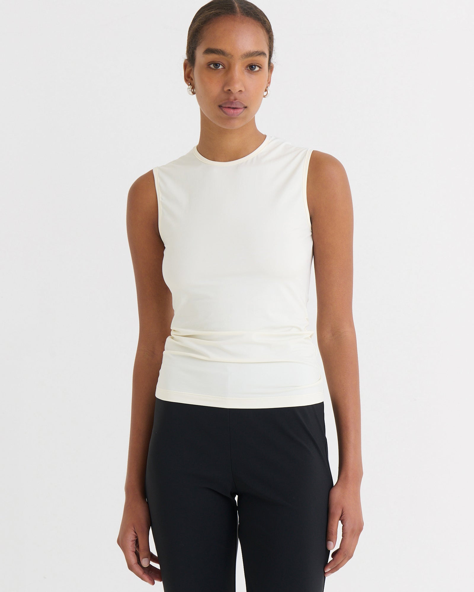 Second skin sleeveless top, Cream