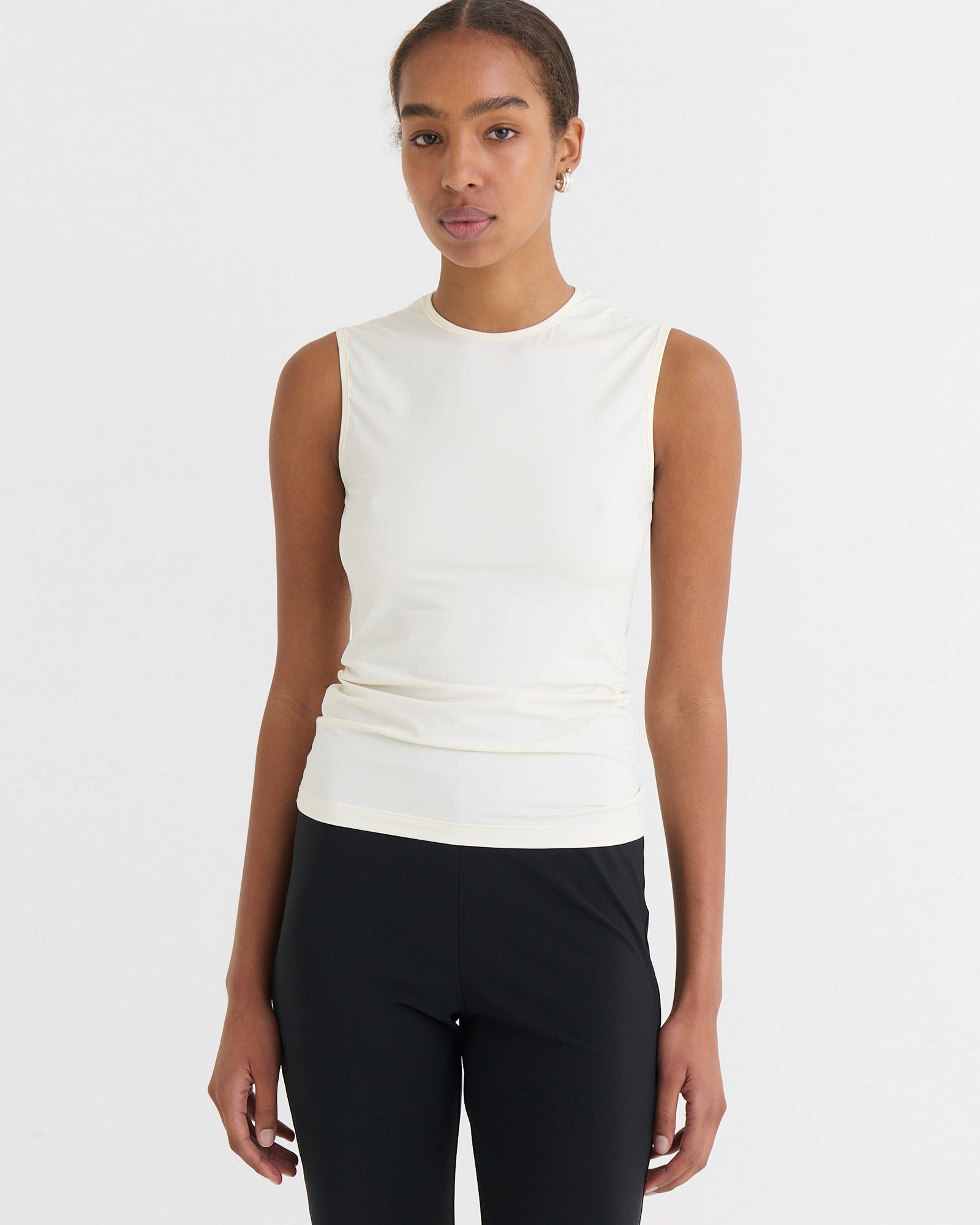 Second skin sleeveless top, Cream